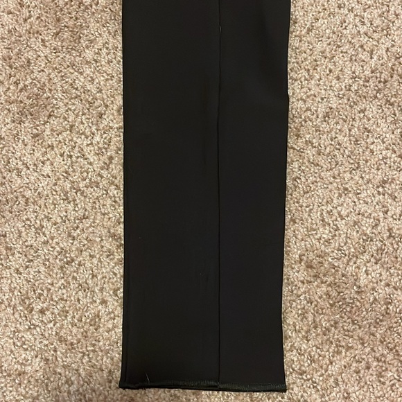 Used condition Express skinny slacks, size 00R - Picture 4 of 5